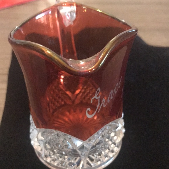 Vintage flash glass fair souvenir 1936 creamer and handled glass ruby red pair - Picture 13 of 16